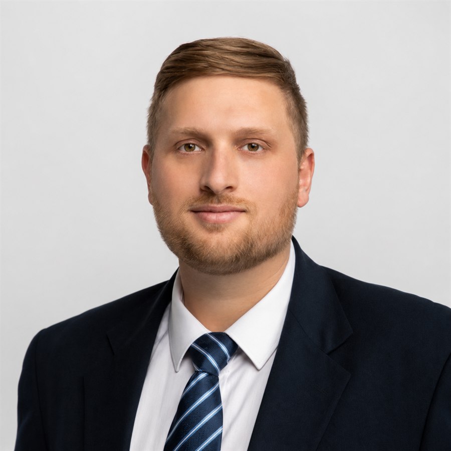 Gino Ngallopi